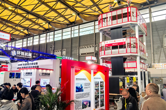 雅式展會現(xiàn)場